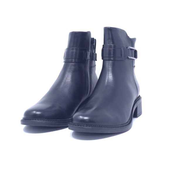 Clarks Shoes - Clarks Collection Maye Bella Ankle Boot, Black Leather, 7.5 Medium US